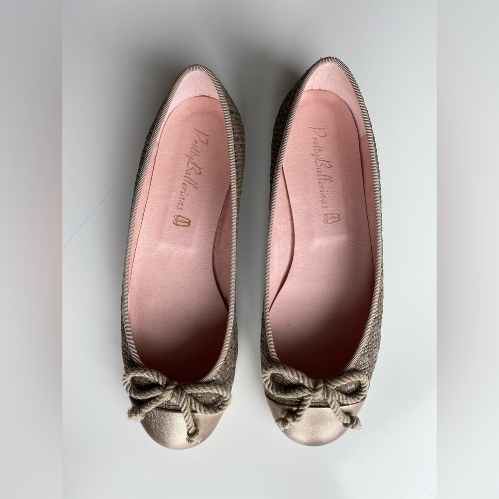 PRETTY BALLERINAS Earth Tones Rosario Flat Gold Metallic Toe Size 38.5 USA 7 Co